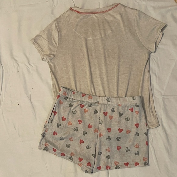 😊 *Lovable Cream & Pink PJs 😍 - Picture 2 of 7